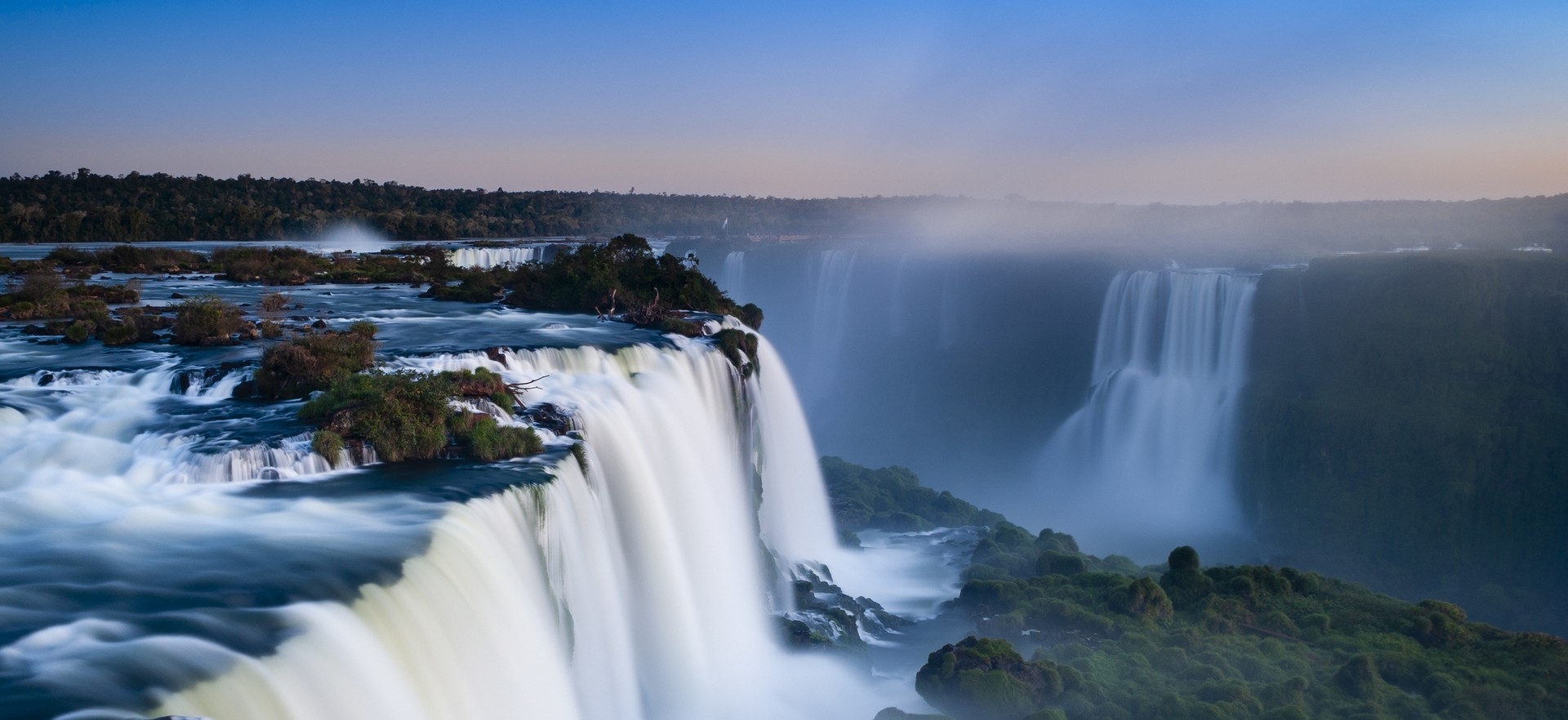 hero-waterfall-sunset-cliffs-iguassu-falls